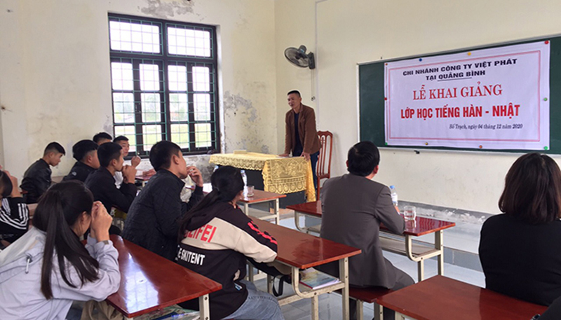 Thị trường xuất khẩu lao động hoạt động trở lại đã thu hút một lượng lớn lao động được giải quyết việc làm.