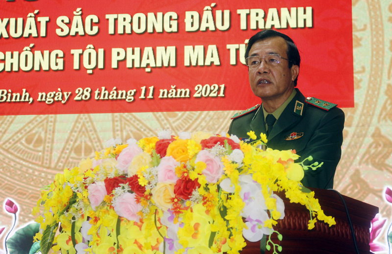 Trung tướng Lê Đức Thái, Ủy viên Trung ương Đảng, Tư lệnh BĐBP phát biểu chúc mừng thành tích của Ban chuyên án. 