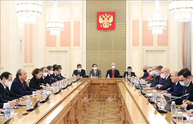 Chủ tịch nước Nguyễn Xuân Phúc hội kiến Thủ tướng Liên bang Nga Mikhail Vladimirovich Mishustin. Ảnh: Thống Nhất/TTXVN
