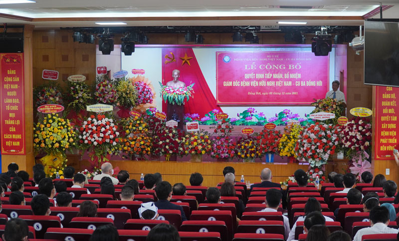 Toàn cảnh buổi lễ.