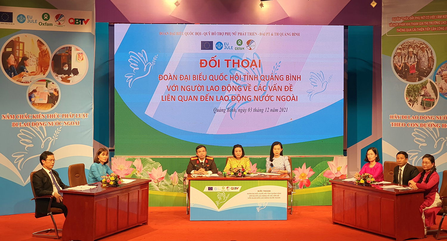 Toàn cảnh buổi đối thoại.