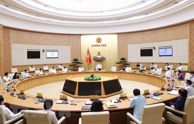 Thủ tướng Phạm Minh Chính chủ trì họp Chính phủ chuyên đề về xây dựng pháp luật. (Ảnh: Dương Giang/TTXVN)