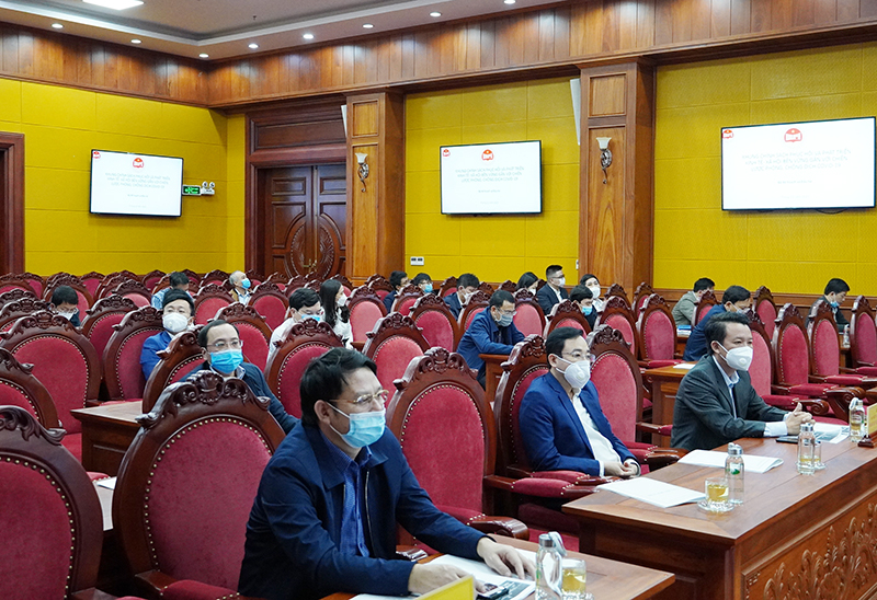 Các đại biểu tham dự diện đàn tại điểm cầu Quảng Bình