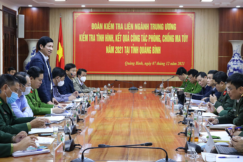 Toàn cảnh buổi làm việc 