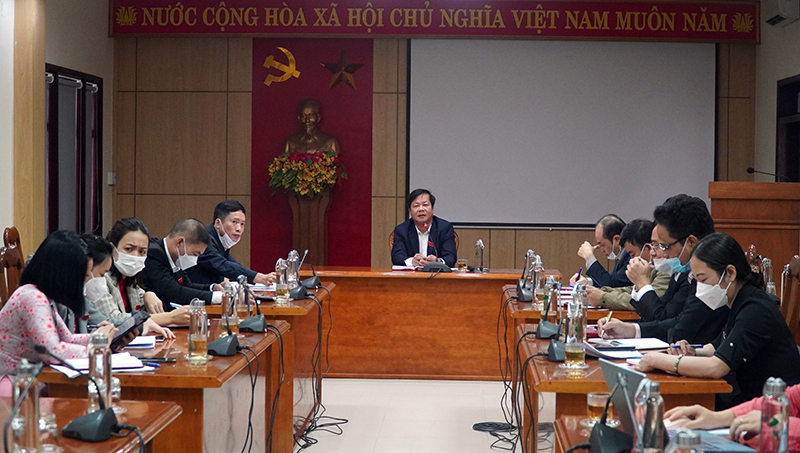 Phiên thảo luận tại tổ