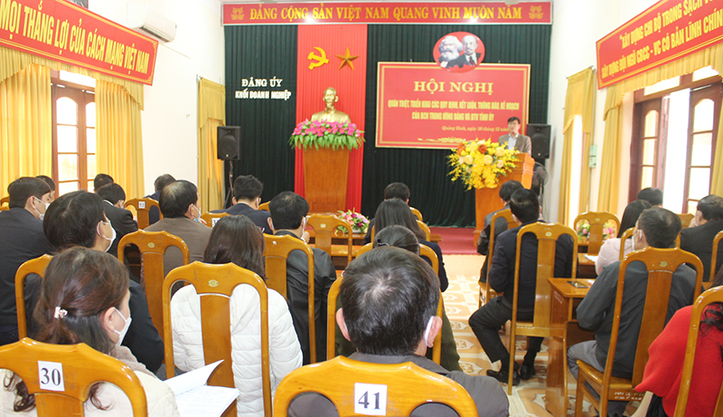 Toàn cảnh hội nghị.