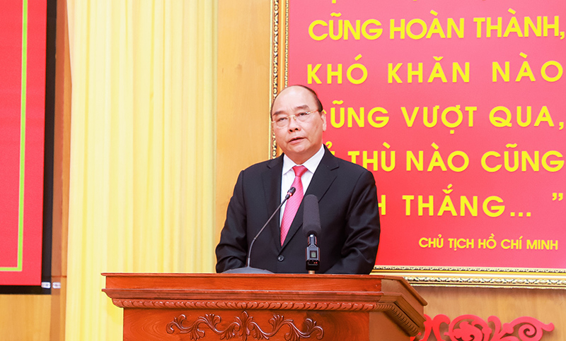 Chủ tịch nước Nguyễn Xuân Phúc phát biểu tại buổi làm việc