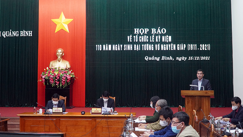Lãnh đạo Sở Du lịch thông tin về các hoạt động chào năm mới 2022.