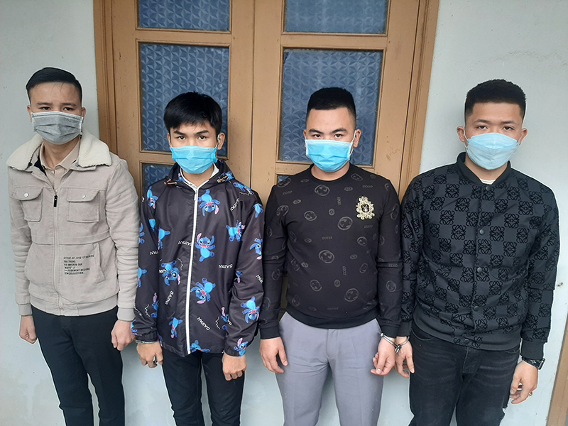 4 đối tượng có hành vi tàng trữ trái phép chất ma túy.