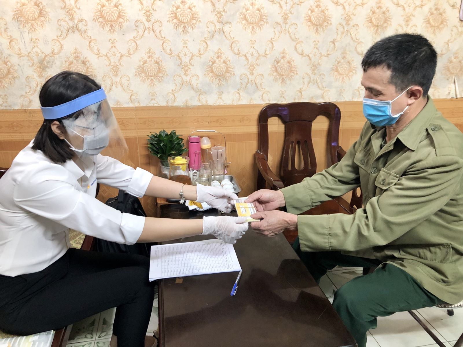 Chi trả chế độ lương hưu cho người hưởng tại Hải Dương.