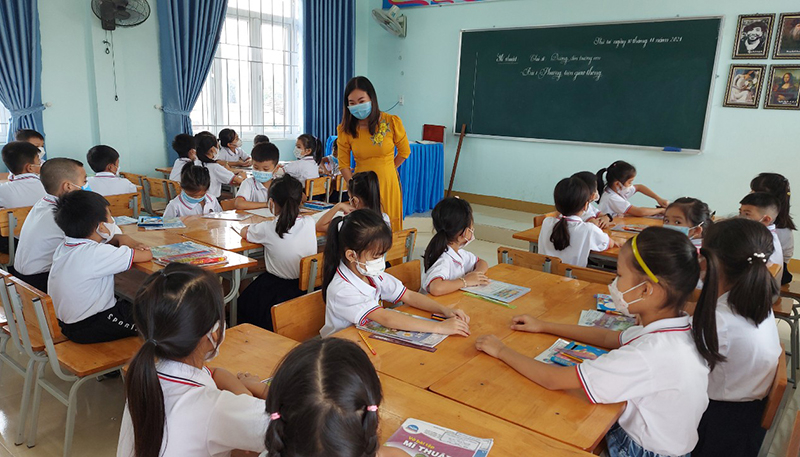 Các trường học đều chú trọng thực hiện các giải pháp nhằm bảo đảm an toàn trường học trong dạy học trực tiếp 