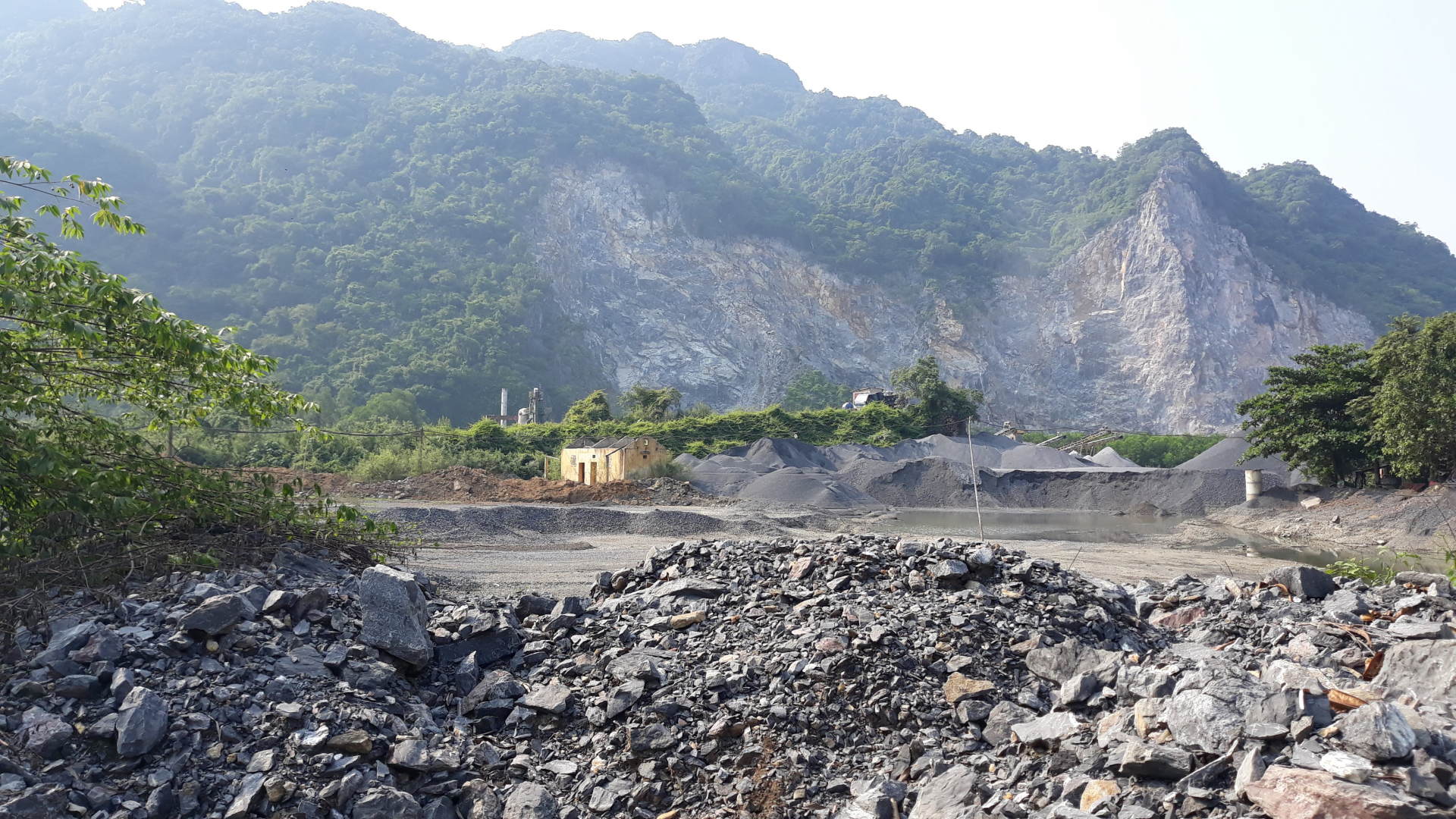 Ngành Thanh tra tập trung kiểm tra việc chấp hành pháp luật trong lĩnh vực khai thác khoáng sản trên địa bàn tỉnh.
