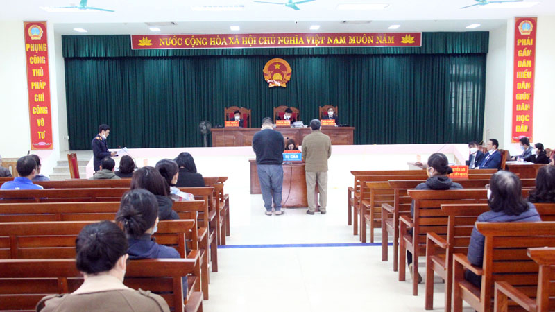 Toàn cảnh phiên tòa