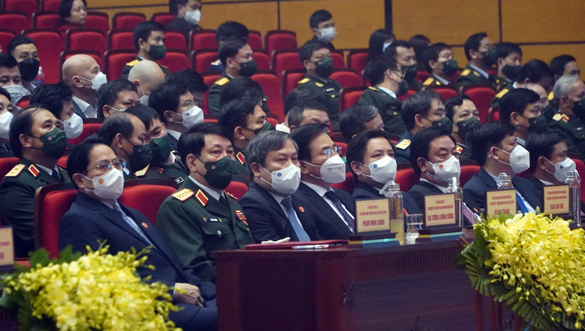 Các đồng chí lãnh đạo Đảng, Nhà nước tham dự lễ kỷ niệm.