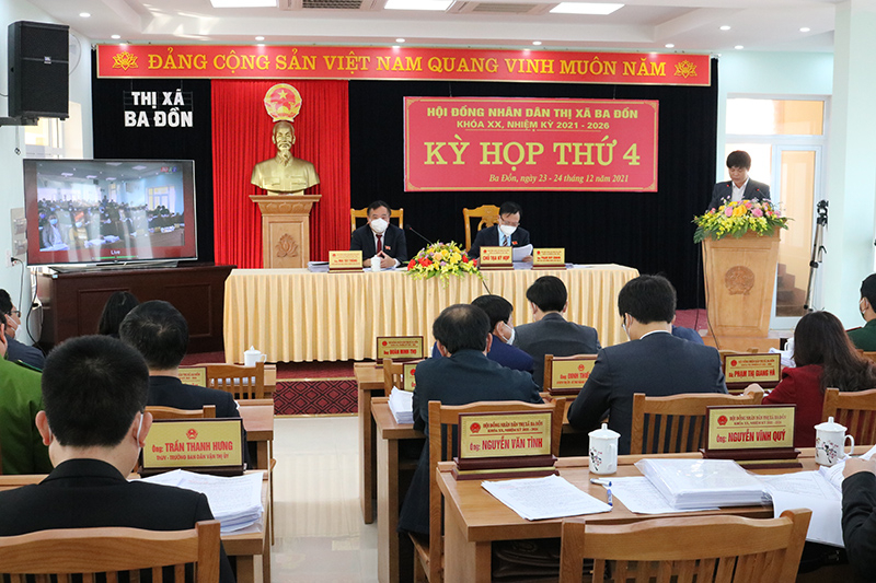 Toàn cảnh kỳ họp