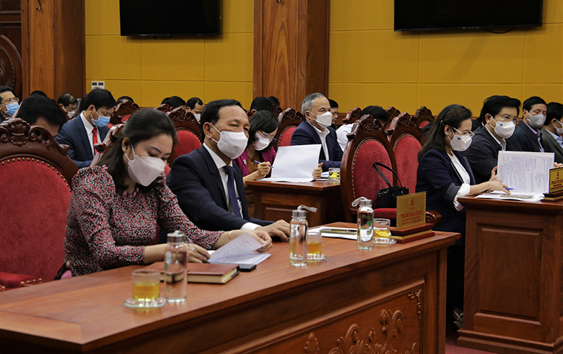 Các đại biểu dự hội nghị.