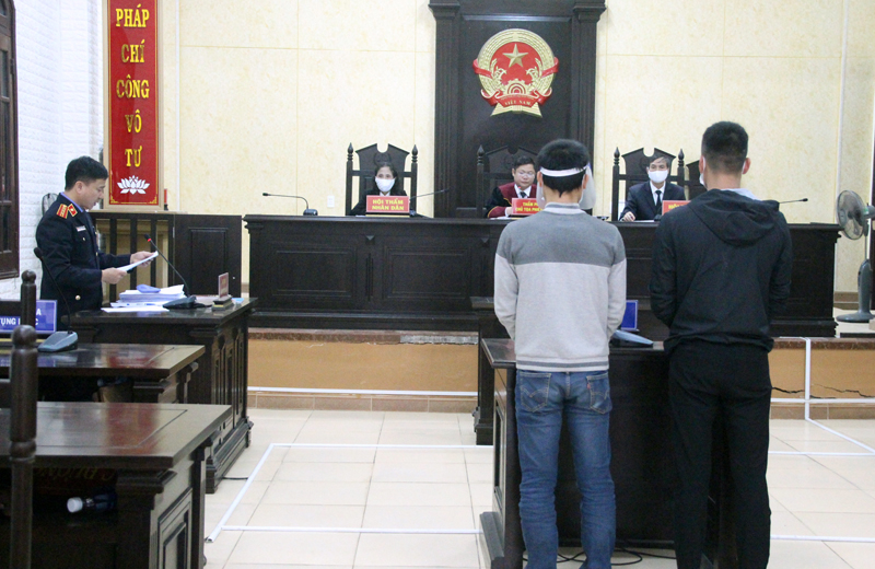 Toàn cảnh phiên tòa