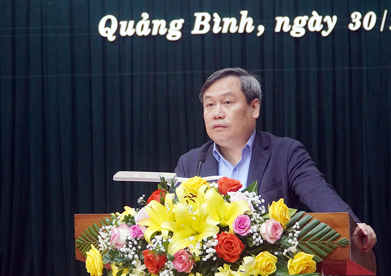 Đồng chí Bí thư Tỉnh ủy Vũ Đại Thắng phát biểu chỉ đạo tại hội nghị