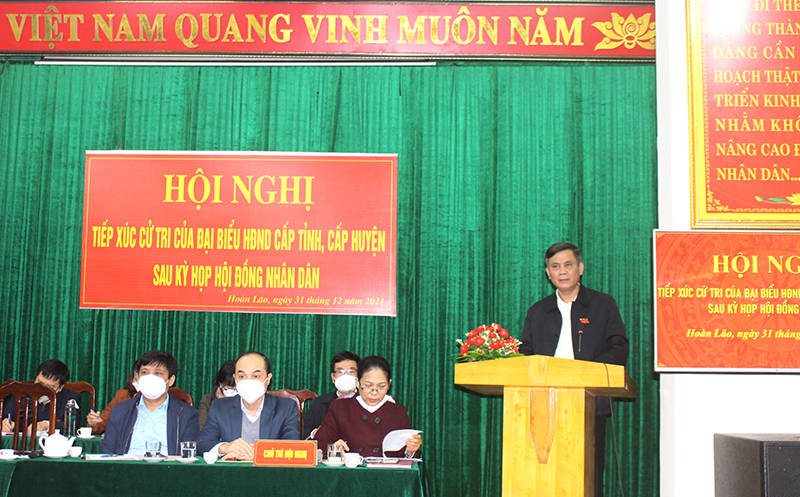  Đồng chí Chủ tịch UBND tỉnh Trần Thắng tiếp thu và giải trình ý kiến của cử tri.