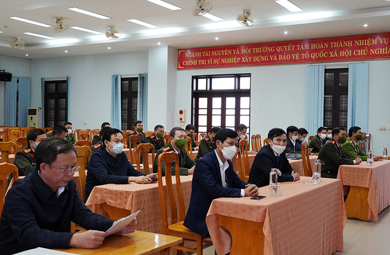 Các đại biểu tham dự buổi lễ.