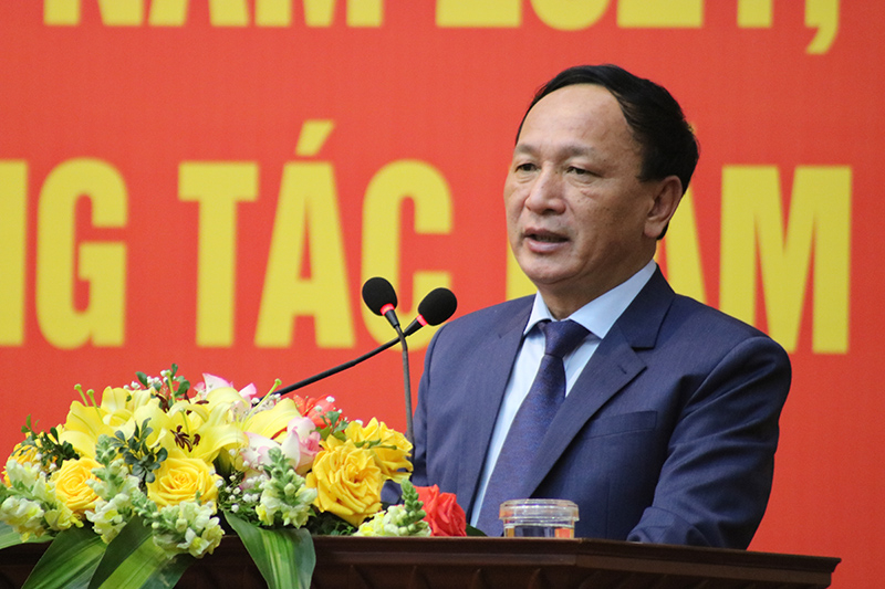 Đồng chí Trần Hải Châu, Phó Bí thư Thường trực Tỉnh ủy, Chủ tịch HĐND tỉnh Quảng Bình phát biểu tại hội nghị
