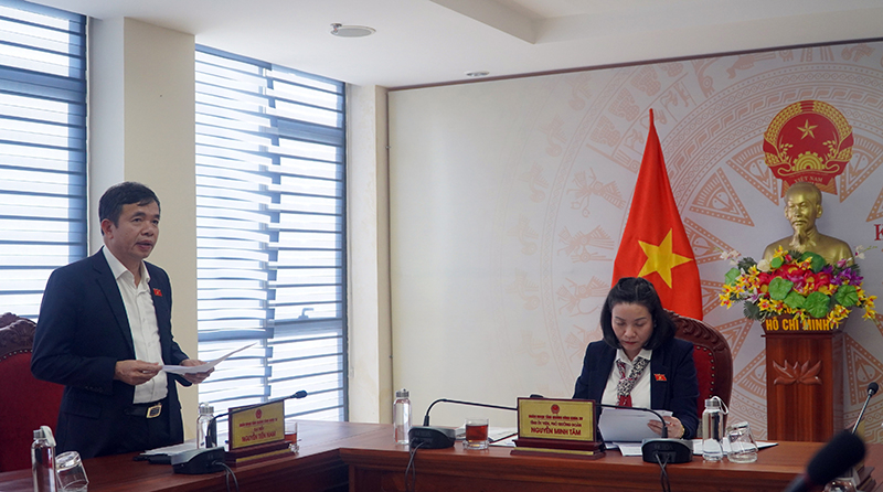 Đại biểu Nguyễn Tiến Nam phát biểu tại phiên thảo luận
