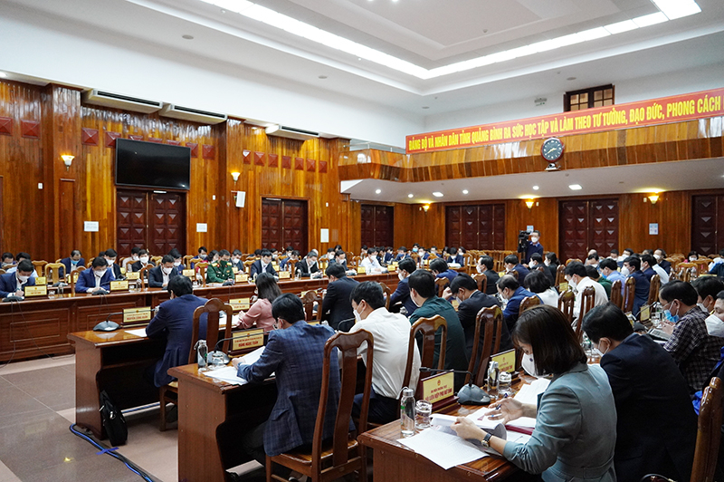 Các đại biểu dự hội nghị.