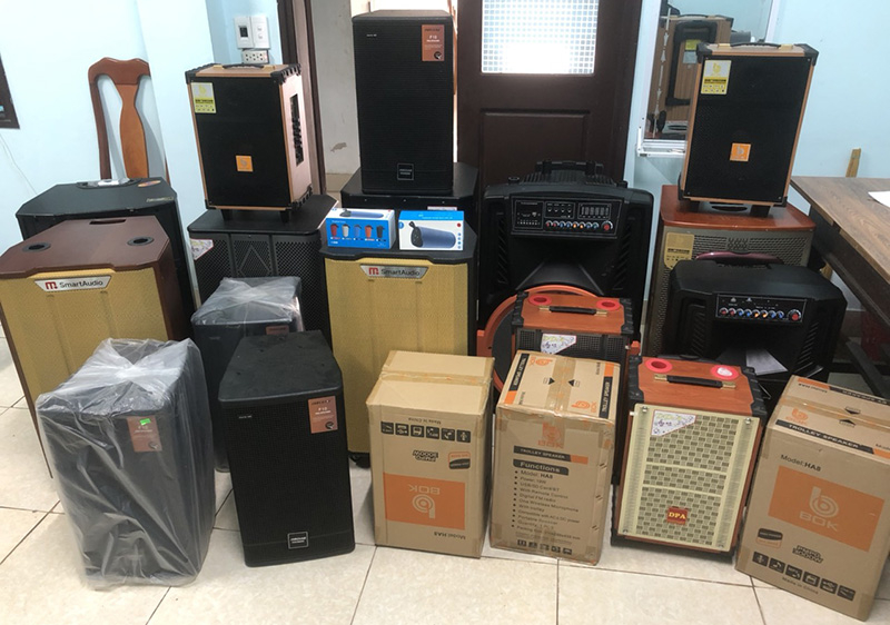 Số hàng hóa là loa máy, hàng điện tử không có hóa đơn, chứng từ được tạm giữ để xử lý.