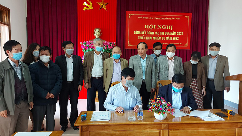 Các đơn vị ký kết giao ước thi đua