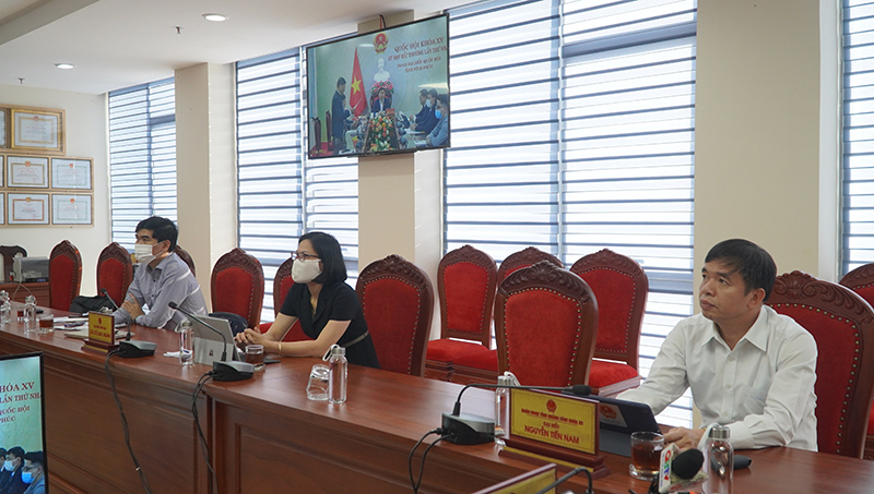 Các đại biểu tham dự phiên họp
