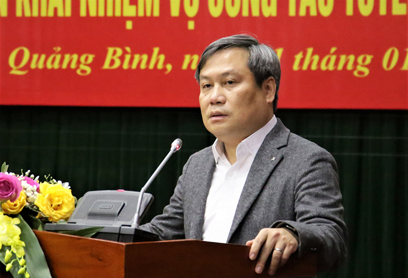 Đồng chí Bí thư Tỉnh ủy Vũ Đại Thắng phát biểu chỉ đạo tại hội nghị. 