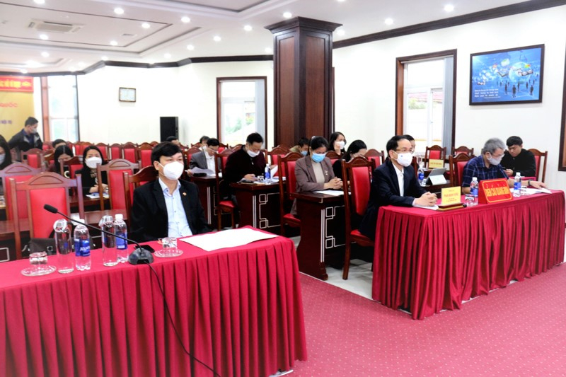 Các đại biểu dự hội nghị tại điểm cầu Quảng Bình.