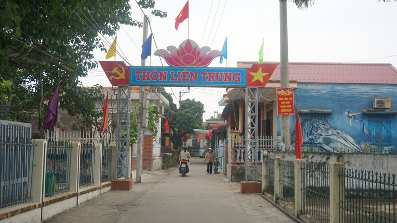 Đường làng, ngõ xóm ở Cảnh Dương luôn được giữ gìn xanh-sạch-đẹp.