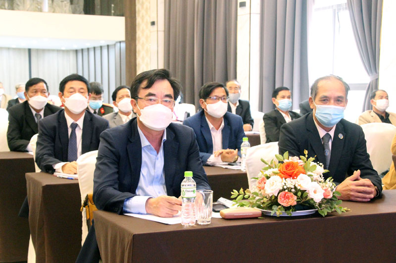 Đồng chí Trưởng ban Nội chính Tỉnh ủy Nguyễn Lương Bình tham dự hội nghị