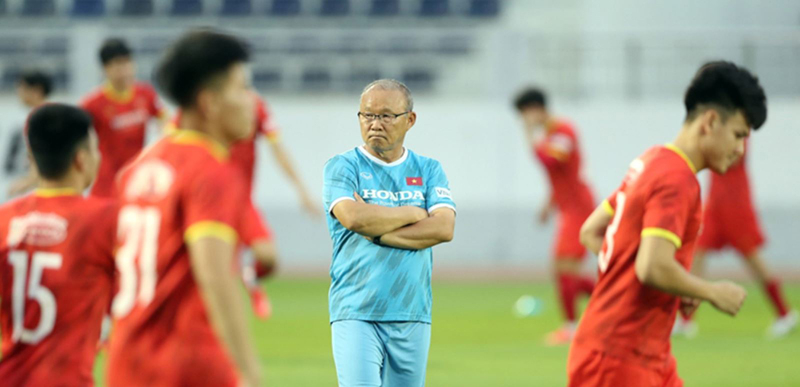 Cái khó cho HLV Park Hang-seo ở chỗ là vào lúc này V-League vẫn chưa khởi tranh để ông có thể chọn người. Ảnh: VFF