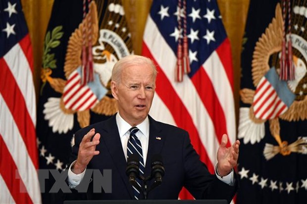 Tổng thống Mỹ Joe Biden trong cuộc họp báo đầu tiên kể từ khi nhậm chức tại Nhà Trắng ở Washington DC., ngày 25/3/2021. (Ảnh: AFP/TTXVN)