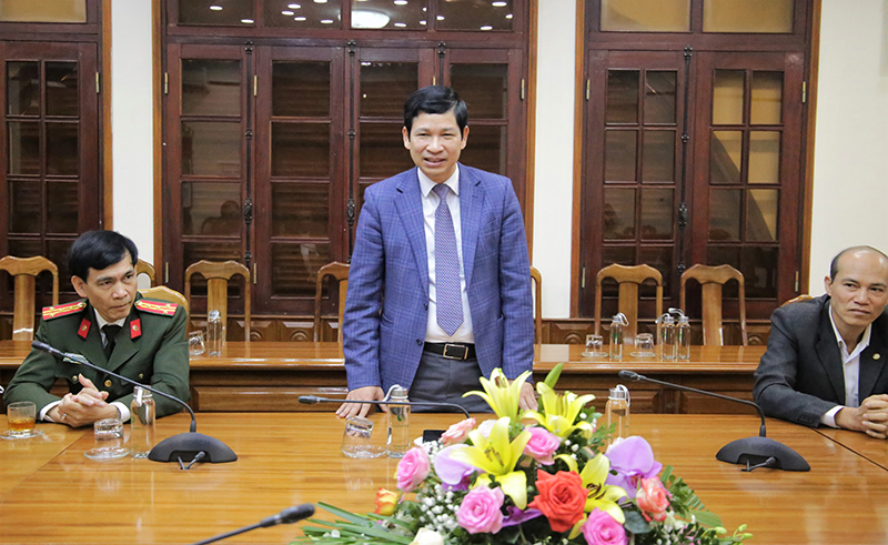  Đồng chí Phó Chủ tịch UBND tỉnh Hồ An Phong thông tin về những thành quả nổi bật của tỉnh trong năm 2021.