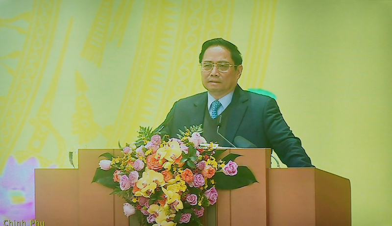Thủ tướng Phạm Minh Chính: Cần tập trung thần tốc, thần tốc hơn nữa trong tiêm vắc xin để có cơ sở mở cửa an toàn.