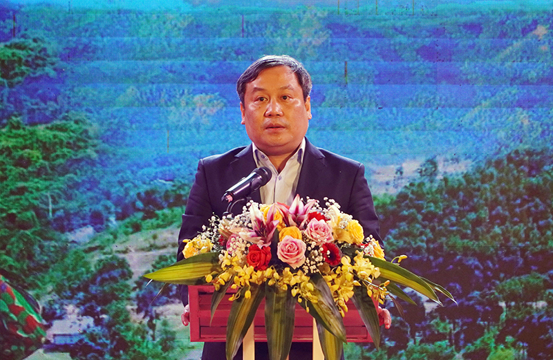 Đồng chí Bí thư Tỉnh ủy Vũ Đại Thắng phát biểu tại chương trình