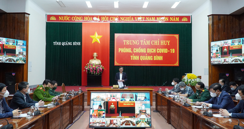 Đồng chí Chủ tịch UBND tỉnh Trần Thắng: quyết tâm cao nhất không để dịch bệnh bùng phát trong dịp Tết Nguyên đán, bảo đảm Nhân dân được vui Tết, đón Xuân an toàn.  
