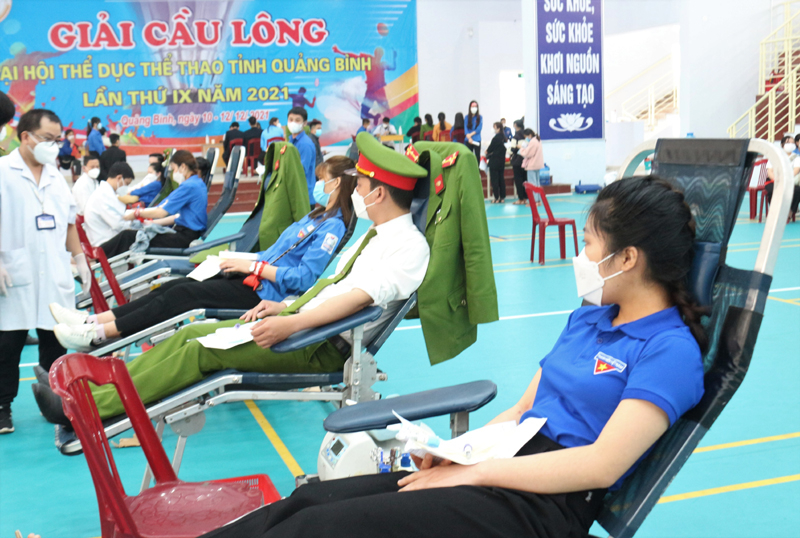 Tổng cộng có 286 đơn vị máu được thu về trong 