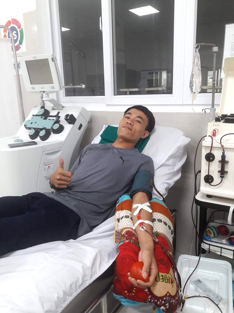 Chàng trai trẻ Nguyễn Mạnh Hùng còn là người  