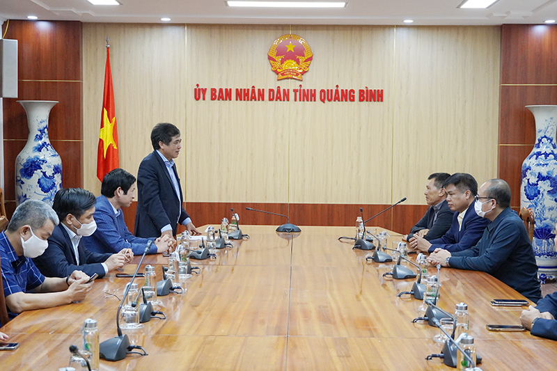 Đồng chí Phó Chủ tịch Thường trực UBND tỉnh Đoàn Ngọc Lâm phát biểu tại buổi làm việc