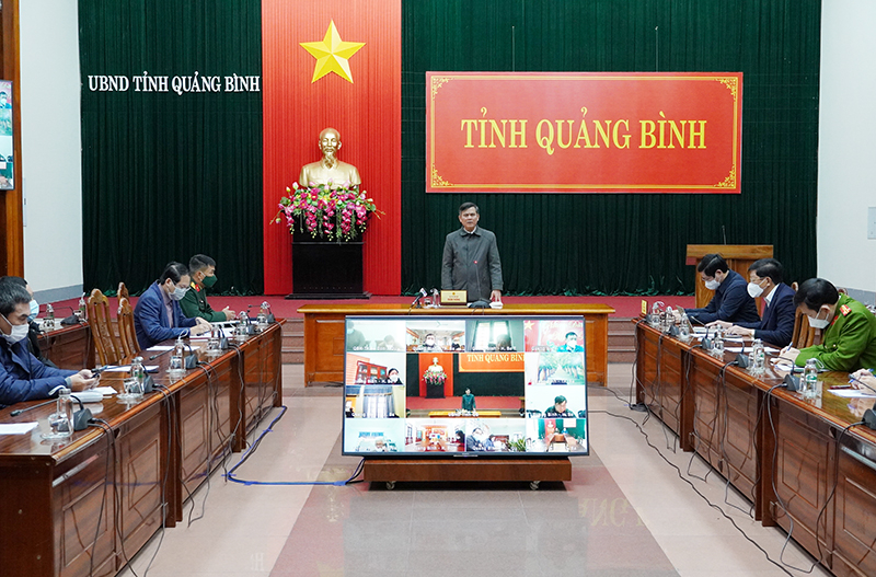 Đồng chí Chủ tịch UBND tỉnh Trần Thắng phát biểu kết luận tại cuộc họp