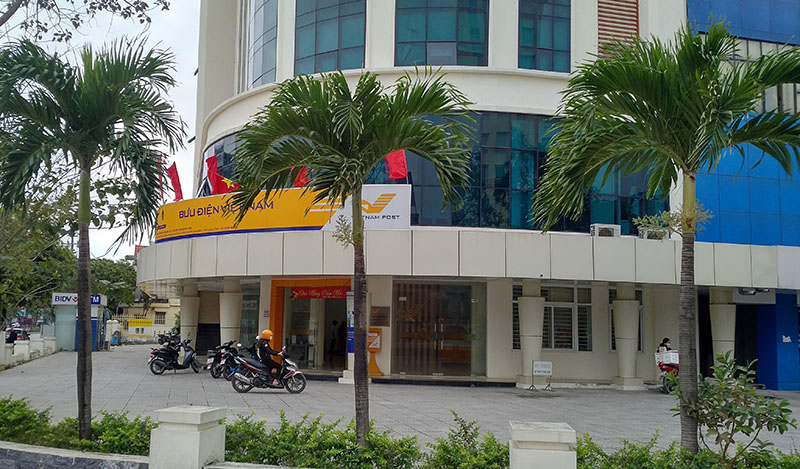 Người dân vẫn phàn nàn về dịch vụ trả thẻ CCCD qua hệ thống bưu điện.