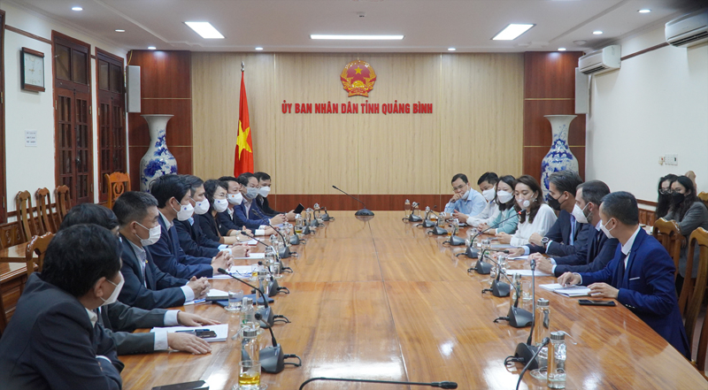 Toàn cảnh buổi làm việc.
