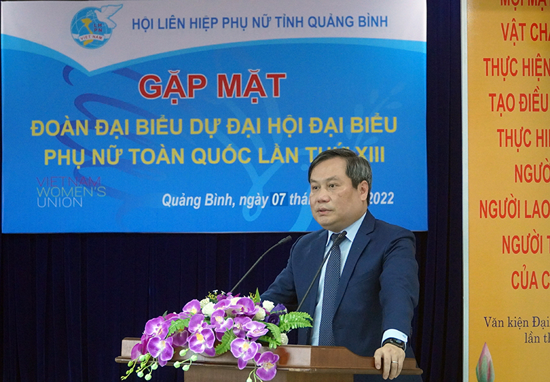 Đồng chí Bí thư Tỉnh ủy Vũ Đại Thắng phát biểu tại buổi gặp mặt