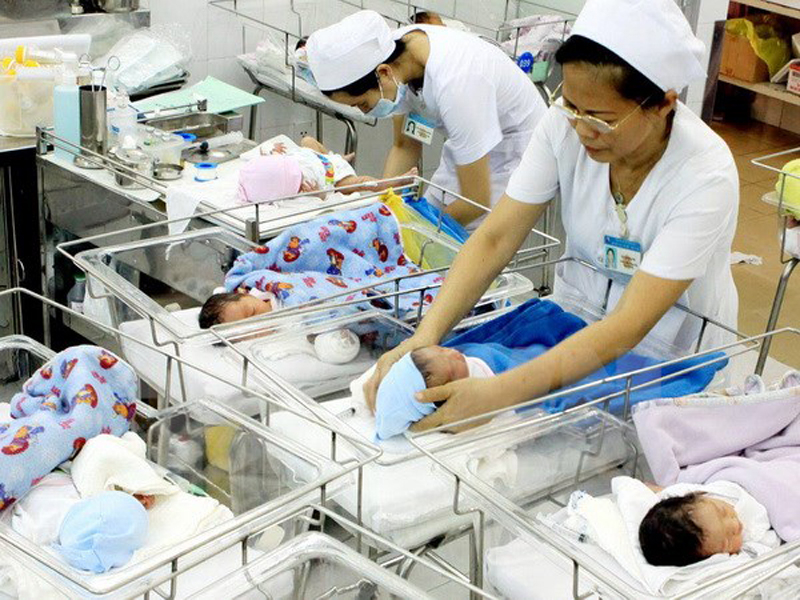 Tổng Điều tra Dân số và Nhà ở năm 2019, tỷ số giới tính khi sinh tại Việt Nam là 111,5 trẻ trai trên 100 trẻ gái trong khi đó tỷ số này ở mức tự nhiên là từ 103-106 trẻ trai trên 100 trẻ gái. Ảnh minh họa: Dương Ngọc/TTXVN