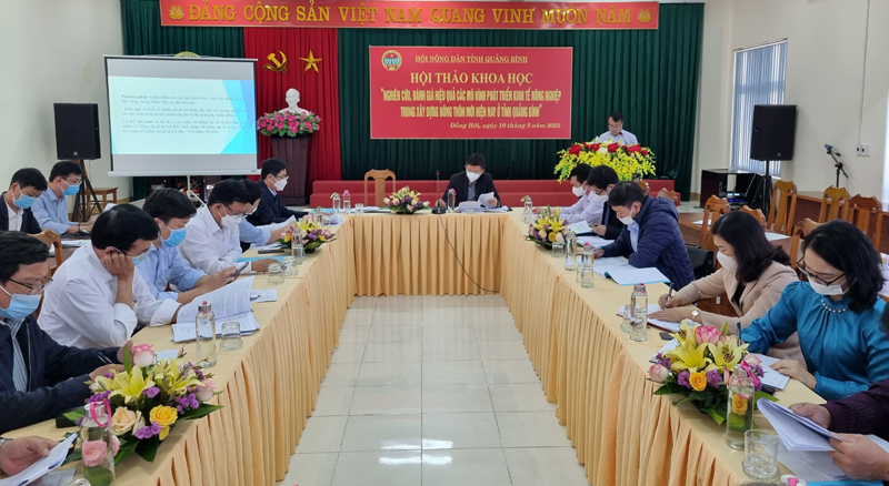 Các đại biểu tham gia hội thảo