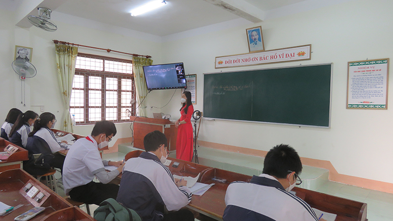 Các trường học trên địa bàn thành phố triển khai hiệu quả hoạt động dạy học trực tuyến kết hợp với trực tiếp nhằm thích ứng với tình hình dịch bệnh.